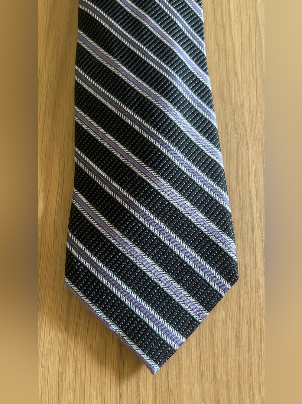 Jos.A.Bank 100% silk hand sewn striped pattern tie, black and purple